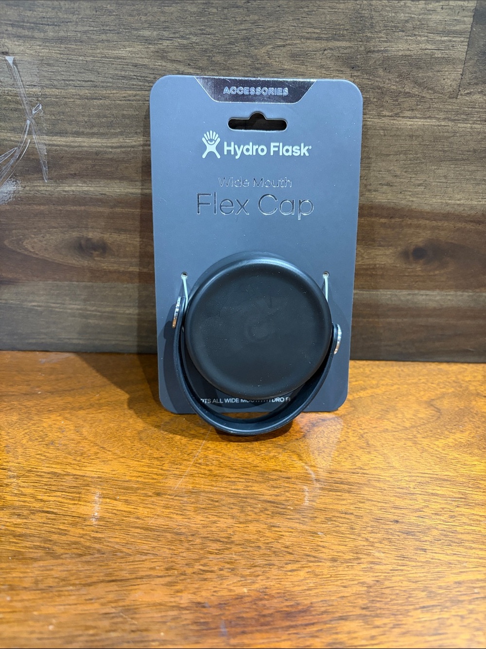 Hydro Flask Wide Mouth Flex Cap - Black. WFX001